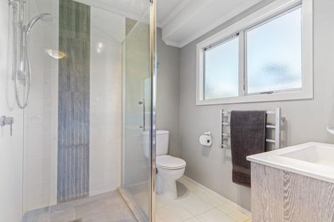 Photo of property in 12 Paua Cove, Papamoa Beach, Papamoa, 3118