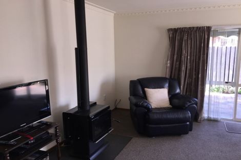 Photo of property in 1/8 Pentland Drive, Belfast, Christchurch, 8051