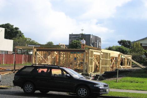 Photo of property in 125 Clovelly Road, Bucklands Beach, Auckland, 2012
