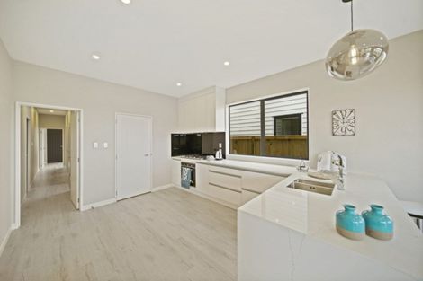 Photo of property in 28 Lusitano Drive, Karaka, Papakura, 2113