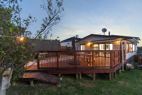 Photo of property in 34 Karaka Street, Helensville, 0800