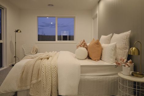 Photo of property in 60 Atlantic Drive, Fitzherbert, Palmerston North, 4410