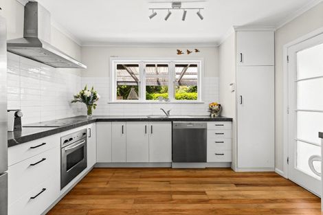 Photo of property in 23a Te Aute Road, Havelock North, 4130