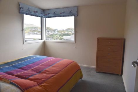 Photo of property in 42 Waverton Terrace, Churton Park, Wellington, 6037