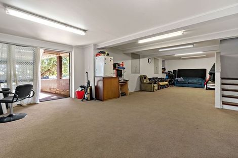 Photo of property in 5 Leeson Place, Mangere, Auckland, 2022