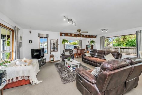 Photo of property in 16 Mountain View Place, Leeston, 7632