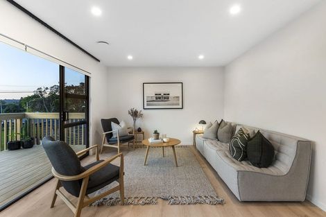 Photo of property in 1 Tauhinu Road, Greenhithe, Auckland, 0632