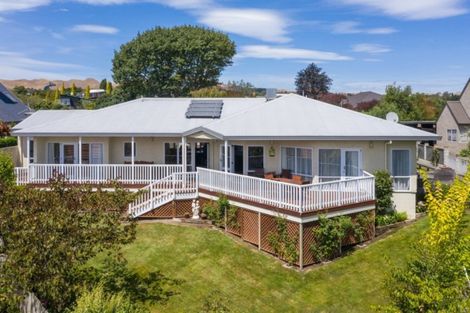 Photo of property in 20a Busby Hill, Havelock North, 4130