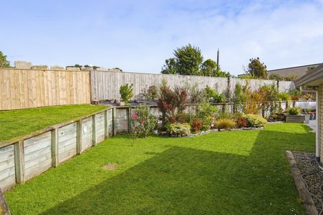Photo of property in 19 Villa Grove, Paraparaumu, 5032