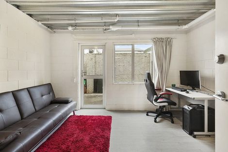 Photo of property in 33 Little George Street, Thorndon, Wellington, 6011