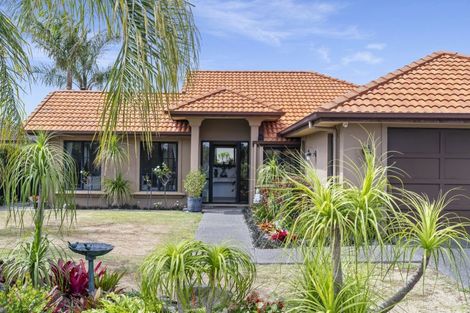 Photo of property in 31 Oreti Crescent, Papamoa Beach, Papamoa, 3118