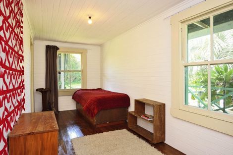 Photo of property in 51 Tauwhareparae Road, Tolaga Bay, 4077