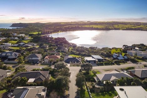 Photo of property in 15 Clansman Terrace, Gulf Harbour, Whangaparaoa, 0930