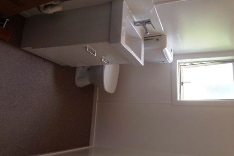 Photo of property in 8-10 Harris Road, Mount Wellington, Auckland, 1051