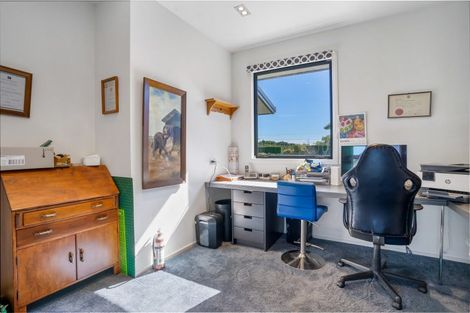 Photo of property in 48a Egerton Road, Winton, 9781