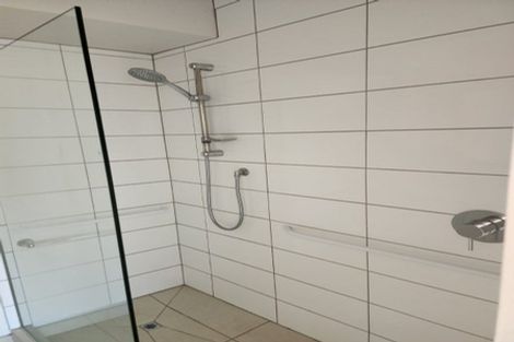 Photo of property in Jerningham Apartments, 20 Oriental Terrace, Oriental Bay, Wellington, 6011