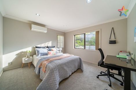 Photo of property in 295a Maungaraki Road, Maungaraki, Lower Hutt, 5010