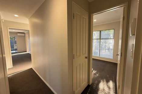Photo of property in 6 Chadlington Avenue, Henderson, Auckland, 0612