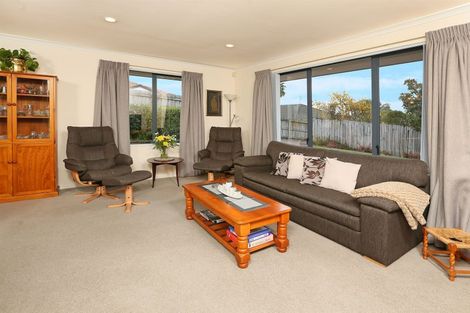 Photo of property in 30 Basra Drive, Henderson, Auckland, 0612