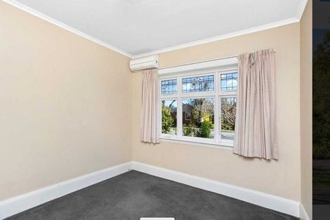 Photo of property in 6 Norwood Street, Beckenham, Christchurch, 8023