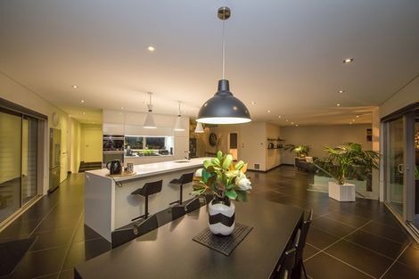 Photo of property in 25 Trent Avenue, Hokowhitu, Palmerston North, 4410