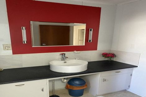 Photo of property in 5 Valley Road, Waiuku, 2123