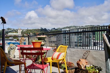 Photo of property in Tennyson Apartments, 4/25 Tennyson Street, Te Aro, Wellington, 6011