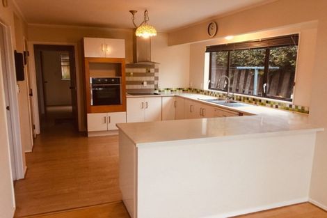 Photo of property in 2/14 Chip Grove, Sunnyhills, Auckland, 2010