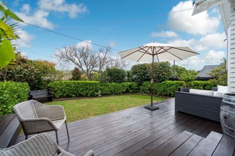 Photo of property in 1/29 Clarence Road, Northcote Point, Auckland, 0627