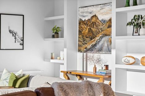 Photo of property in 48 Farrant Drive, Wanaka, 9305