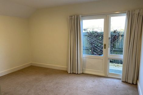 Photo of property in 2/11 Memorial Avenue, Ilam, Christchurch, 8053