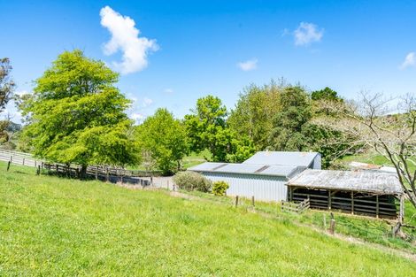 Photo of property in 103 Awa Road, Kumeu, 0891