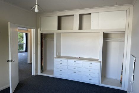 Photo of property in 6 Epsom Way, Karori, Wellington, 6012