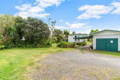 Photo of property in 8 Depot Road, Paparoa, 0571