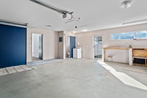 Photo of property in 8 Matthews Crescent, Cromwell, 9310