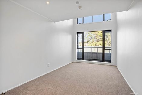 Photo of property in 5b/30 Westward Ho, Glen Eden, Auckland, 0602
