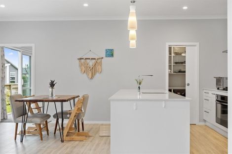 Photo of property in 14 Awatira Drive, Papamoa Beach, Papamoa, 3118