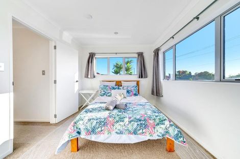 Photo of property in 39 Sunnyside Crescent, Papatoetoe, Auckland, 2025