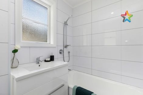 Photo of property in 29 Judd Crescent, Naenae, Lower Hutt, 5011