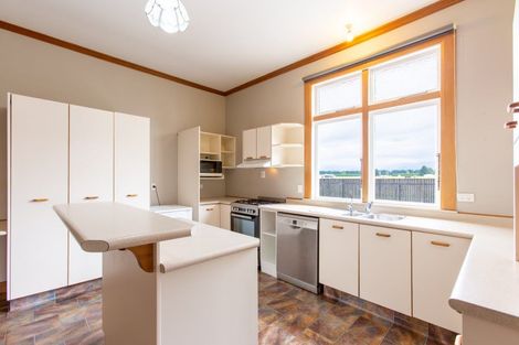 Photo of property in 82 Aerodrome Road, Dannevirke, 4972