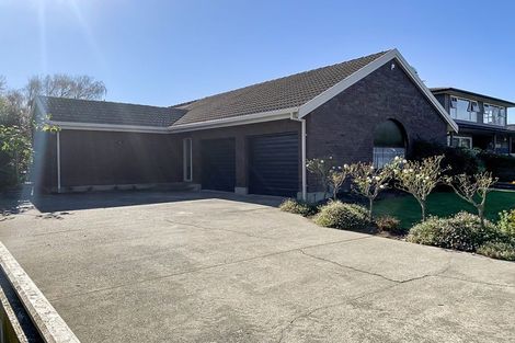 Photo of property in 18 Aintree Crescent, Awapuni, Palmerston North, 4412