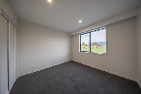 Photo of property in 21 Tukare Loop, Te Anau, 9600