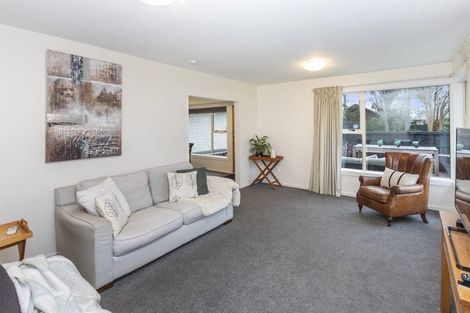 Photo of property in 102 Lowry Avenue, Redwood, Christchurch, 8051