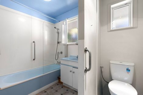 Photo of property in 83 Hampden Street, Picton, 7220