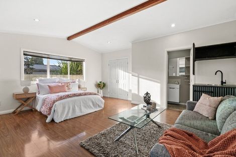 Photo of property in 23 Royston Street, Rosehill, Papakura, 2113