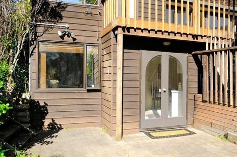 Photo of property in St Marys Close, 15/435 Parnell Road, Parnell, Auckland, 1052