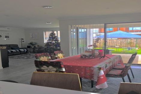 Photo of property in 49 Clayden Shuttleworth Street, Papakura, 2110