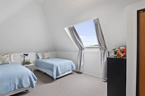 Photo of property in 20 Derenzy Place, Avonhead, Christchurch, 8042