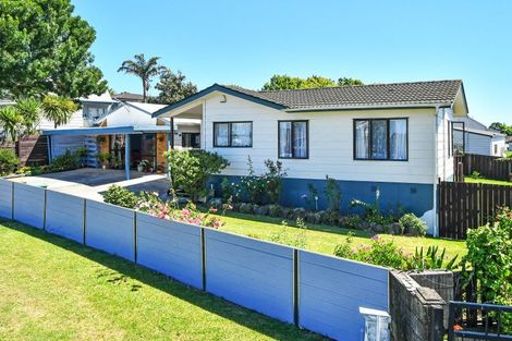 Photo of property in 16 Oreti Place, Clover Park, Auckland, 2019