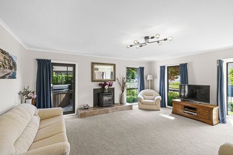 Photo of property in 10 Swithland Place, Avonhead, Christchurch, 8042